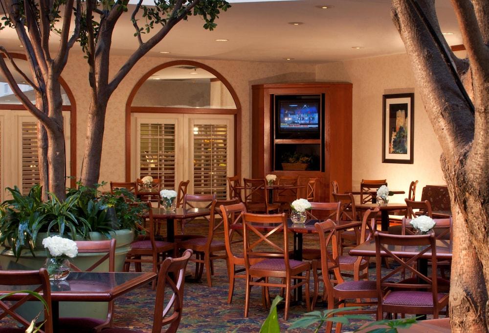 Embassy Suites By Hilton Houston Near The Galleria Dış mekan fotoğraf