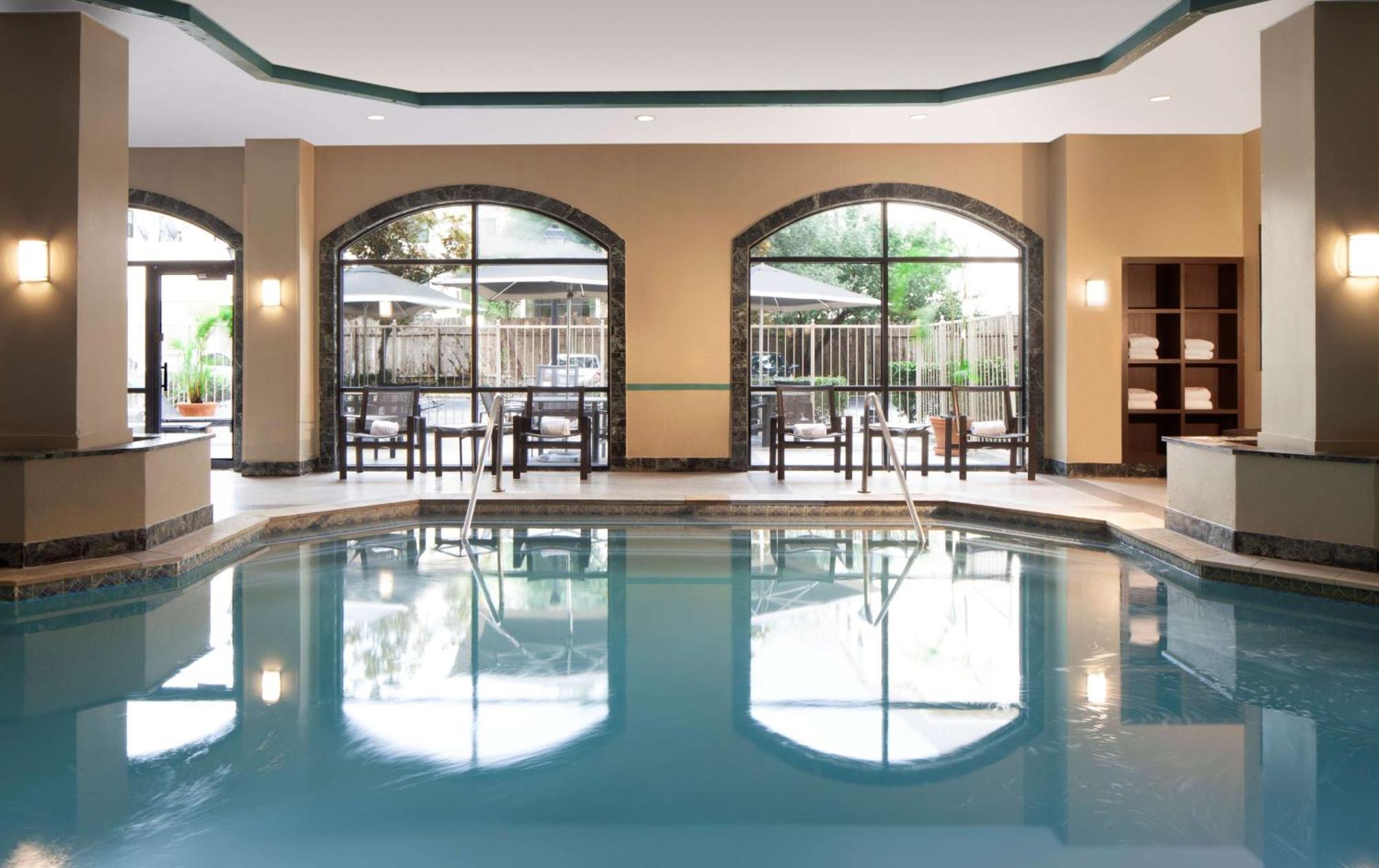 Embassy Suites By Hilton Houston Near The Galleria Dış mekan fotoğraf