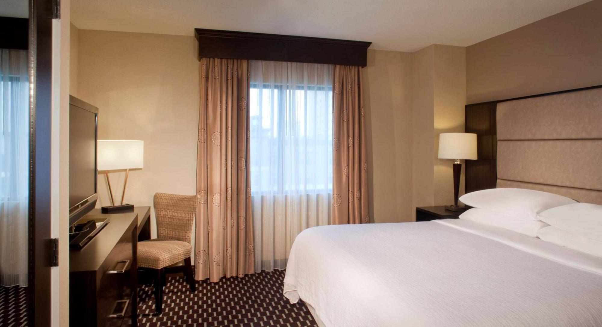 Embassy Suites By Hilton Houston Near The Galleria Dış mekan fotoğraf