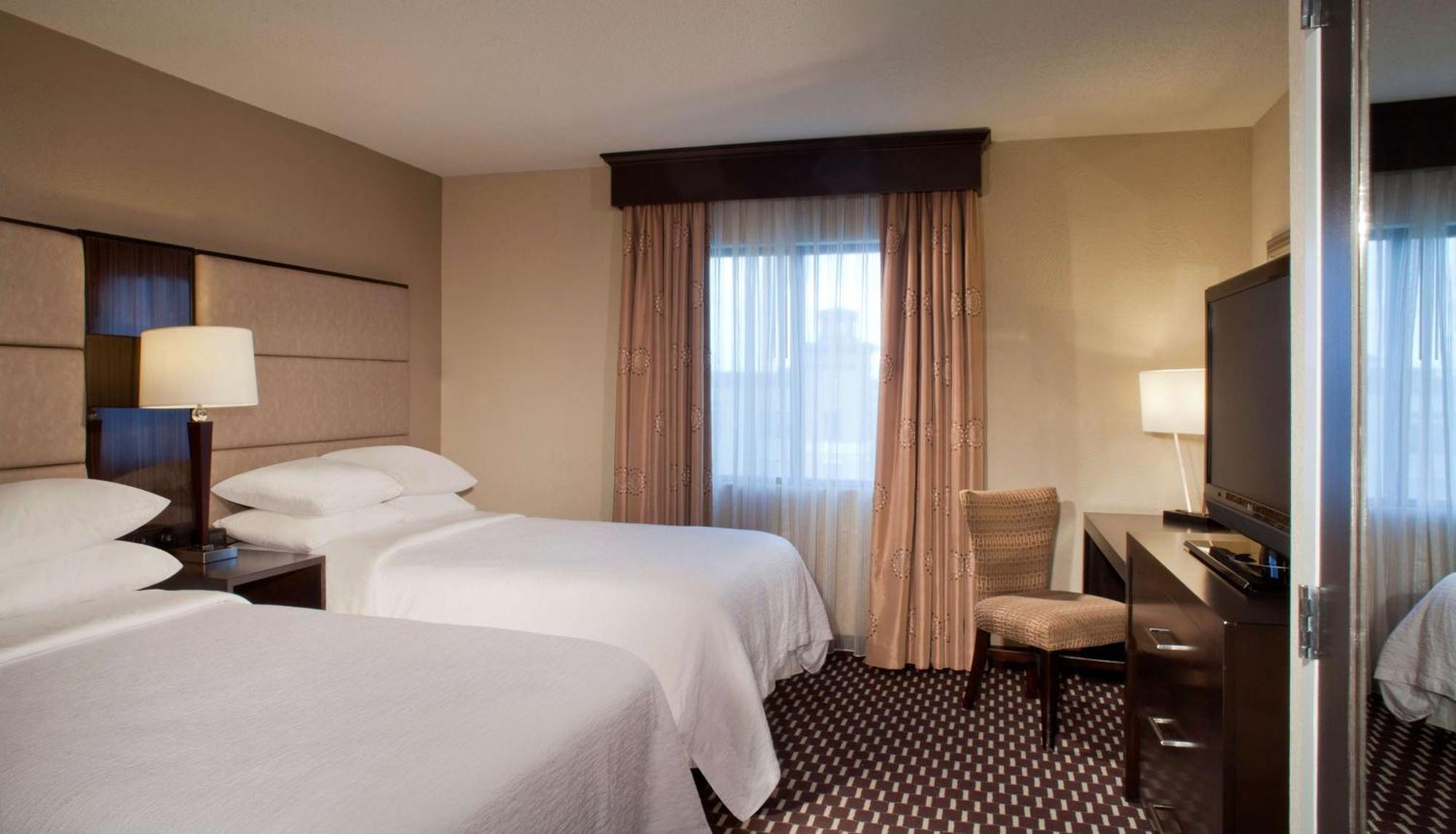 Embassy Suites By Hilton Houston Near The Galleria Dış mekan fotoğraf
