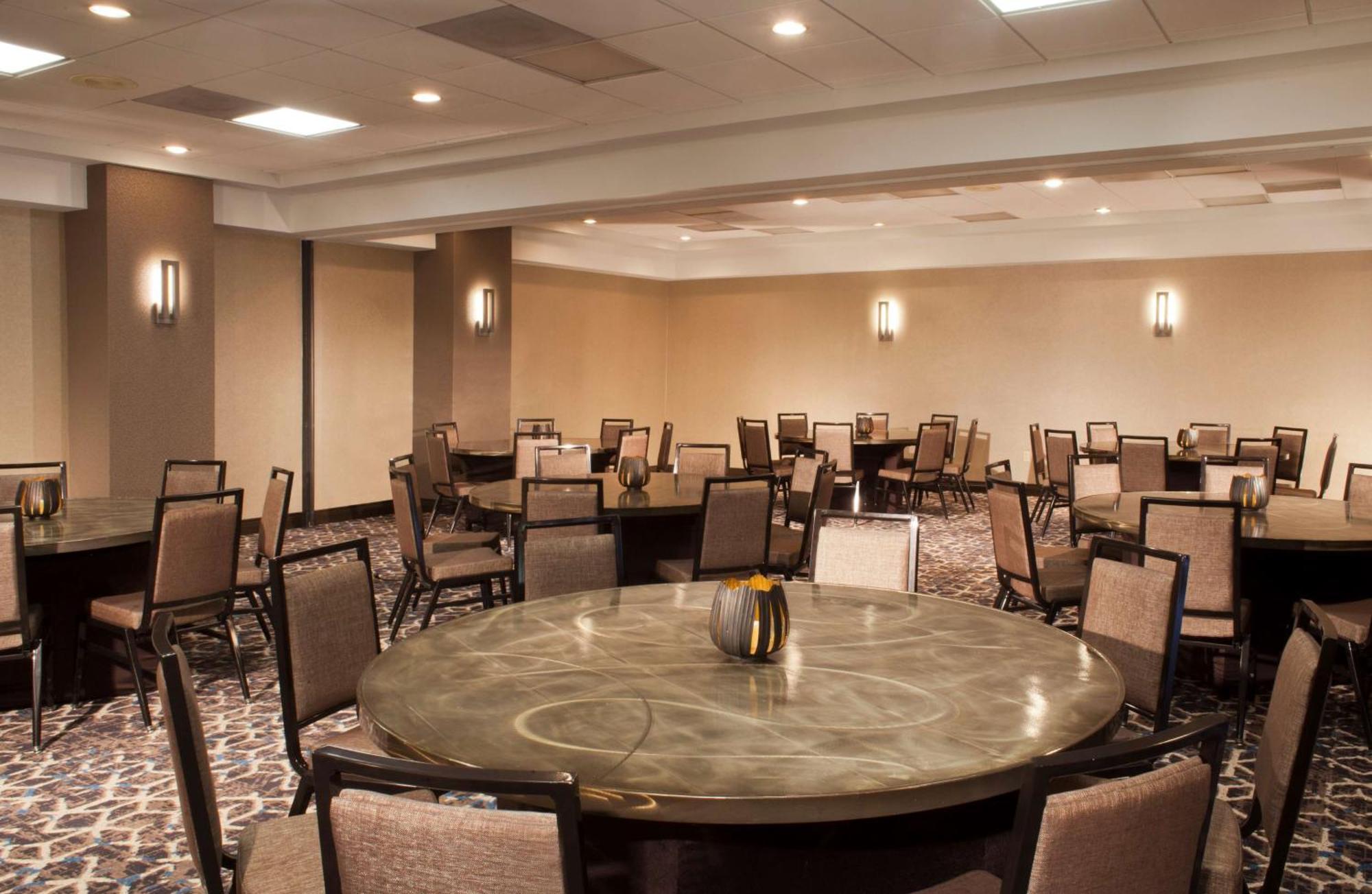 Embassy Suites By Hilton Houston Near The Galleria Dış mekan fotoğraf