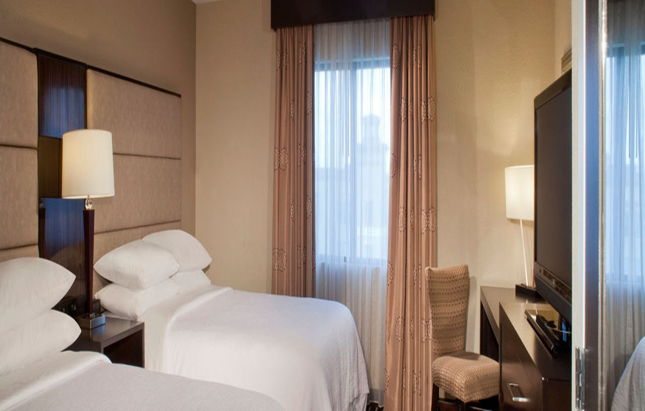 Embassy Suites By Hilton Houston Near The Galleria Dış mekan fotoğraf